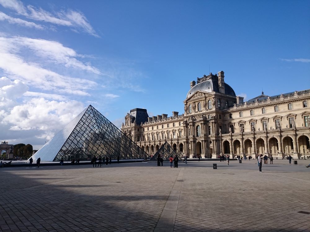 Louvre Museum