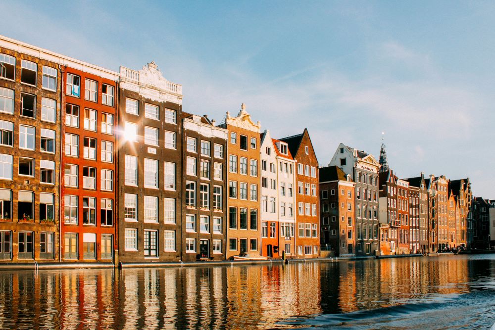 Amsterdam Canal | Javier M. - Unsplash